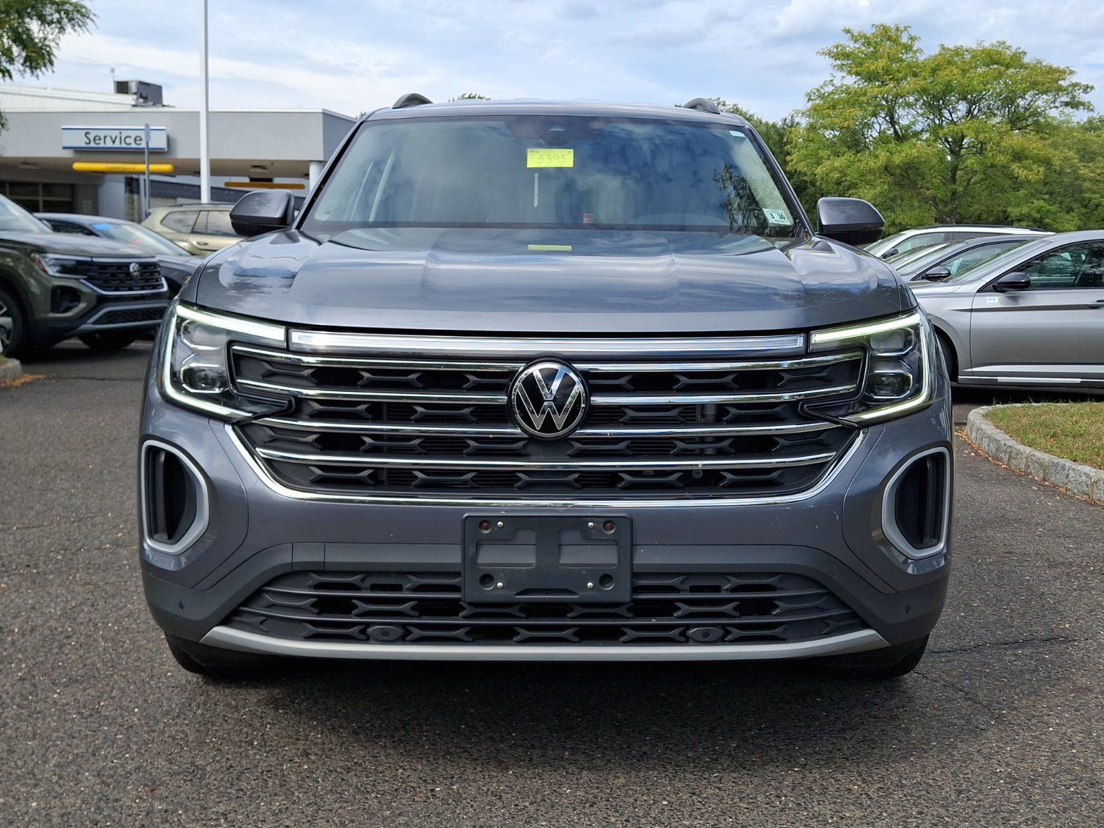 Certified 2024 Volkswagen Atlas SE AWD/4WD image 2
