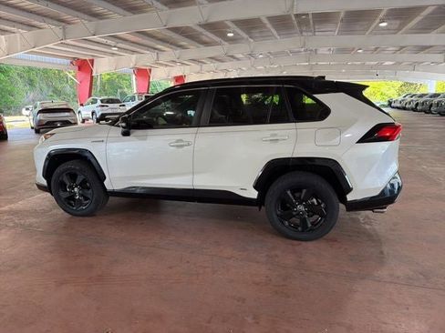 Used 2020 Toyota RAV4 XSE w/ XSE Grade Weather Package AWD/4WD image 5