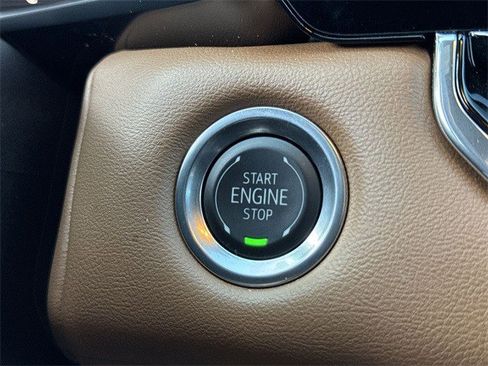 Used 2025 GMC Canyon AT4 w/ Nightfall Edition image 21