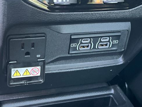 New 2025 Jeep Grand Cherokee L Laredo w/ Luxury Tech Group I image 21