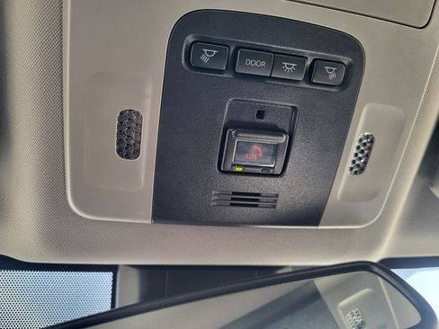 Used 2023 Toyota Camry XSE FWD image 22