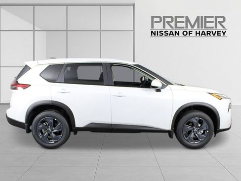 New 2026 Nissan Rogue SV FWD image 6