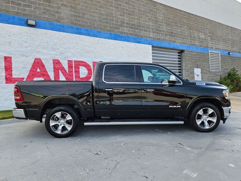 Used 2022 RAM 1500 Laramie AWD/4WD image 8