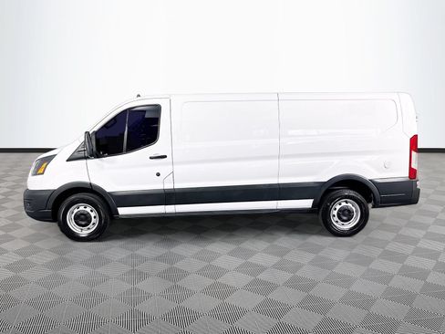 Used 2023 Ford Transit 150 Low Roof RWD image 4