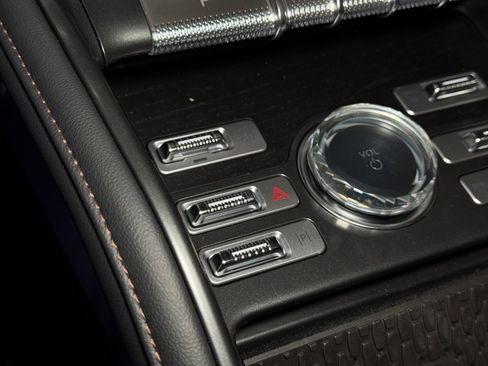 New 2026 Lincoln Nautilus Reserve image 34