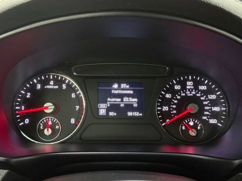 Used 2019 Kia Sorento FWD image 14