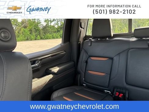 Used 2023 GMC Sierra 1500 AT4 w/ AT4 Premium Package AWD/4WD image 25