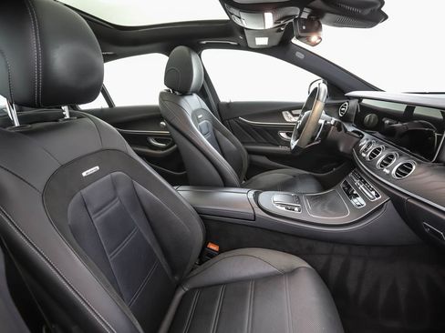 Used 2022 Mercedes-Benz E 53 AMG 4MATIC Sedan image 31