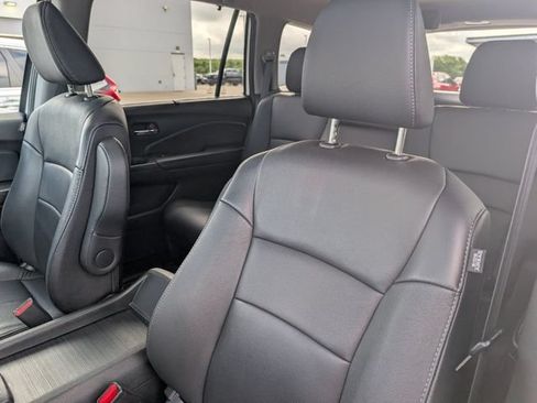 Used 2021 Honda Pilot EX-L image 10
