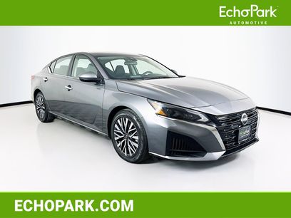 Used 2023 Nissan Altima 2.5 SV