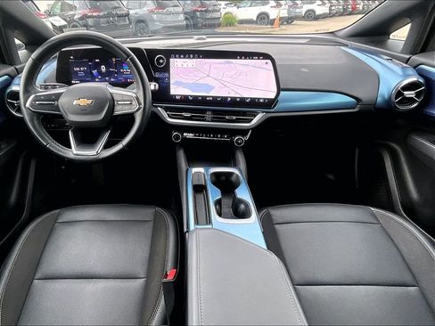 Used 2024 Chevrolet Equinox EV LT FWD image 21