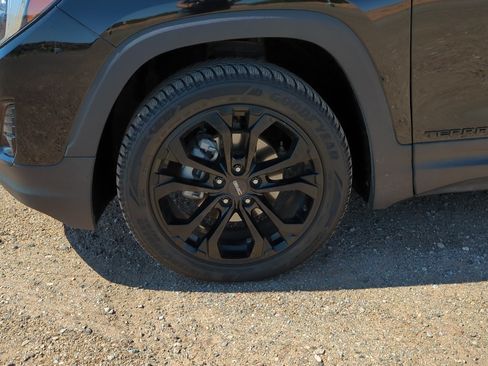 Used 2021 GMC Terrain SLT w/ Elevation Edition AWD/4WD image 11