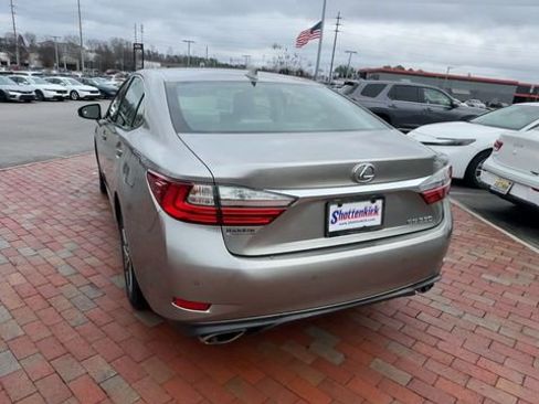 Used 2018 Lexus ES 350 w/ Premier Package image 9