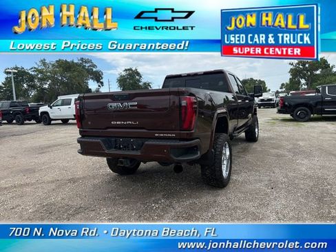 Used 2024 GMC Sierra 3500 Denali Ultimate AWD/4WD image 13