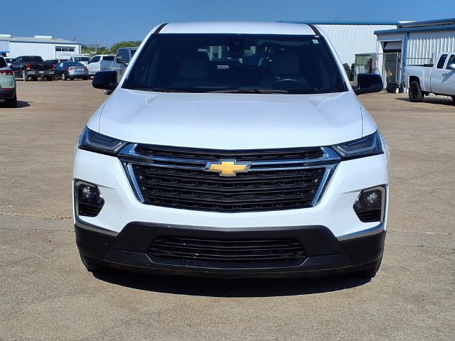 Used 2023 Chevrolet Traverse LS FWD image 2