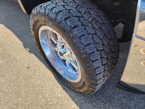 Used 2013 Chevrolet Silverado 2500 LT w/ Interior Plus Package image 11