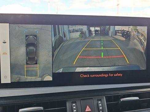 Certified 2024 Lexus ES 300h w/ Technology Package image 23