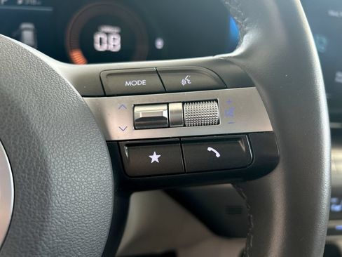 Used 2024 Hyundai Kona SEL FWD image 16