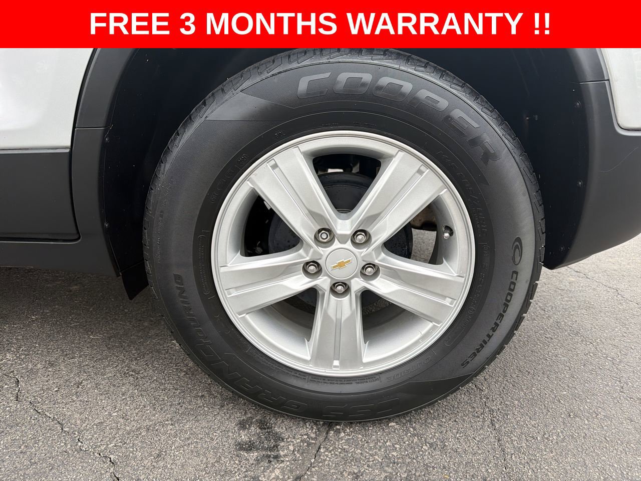 Used 2020 Chevrolet Trax LT w/ LT Convenience Package FWD image 32