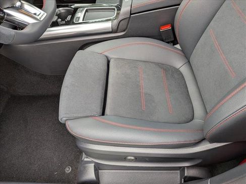 New 2026 Mercedes-Benz GLA 35 AMG AMG GLA 35 image 4