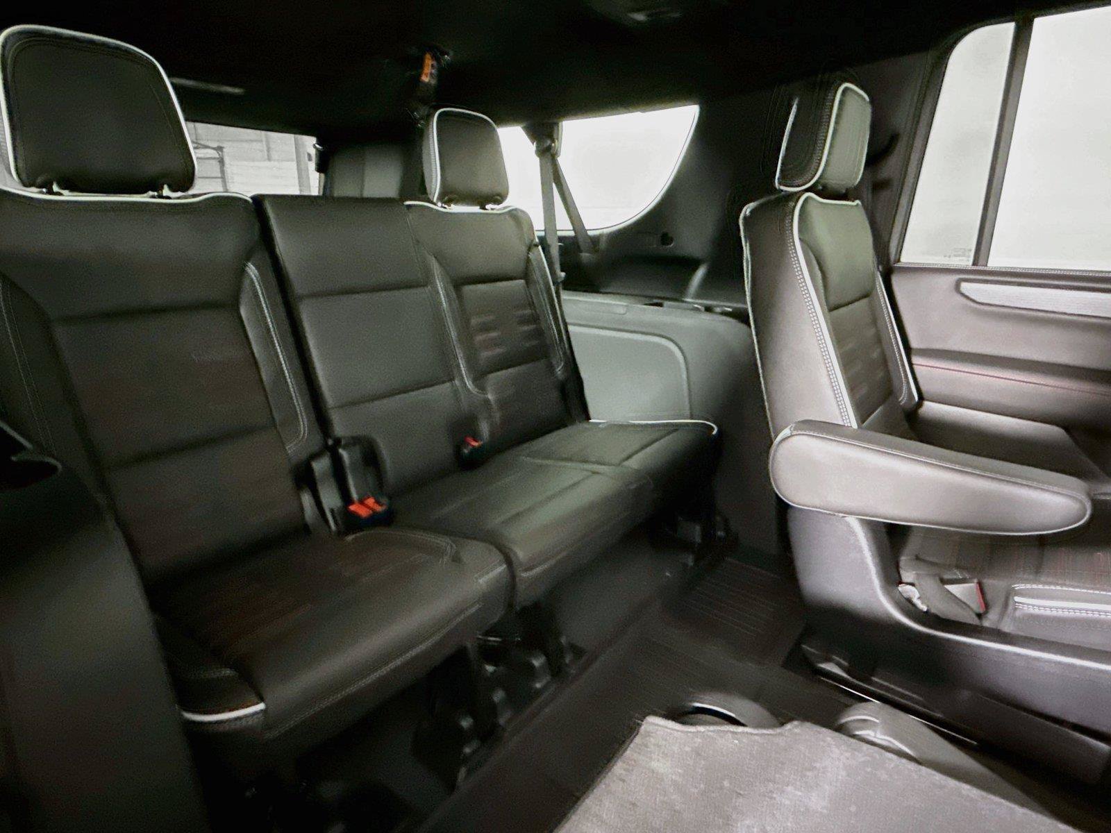 New 2027 GMC Yukon XL AT4 Ultimate w/ LPO, Floor Liner Package AWD/4WD image 23