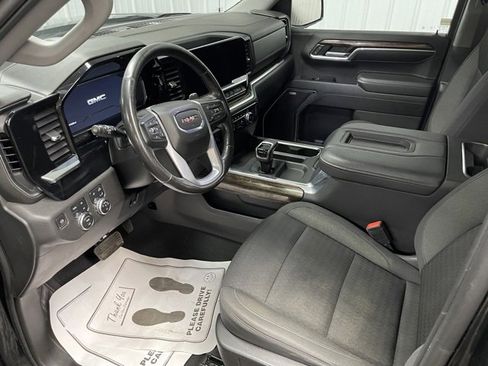 Used 2022 GMC Sierra 1500 Elevation w/ Preferred Package image 14