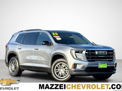 Used 2025 GMC Acadia Elevation