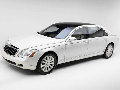 Used 2009 Maybach 62 S RWD image 1