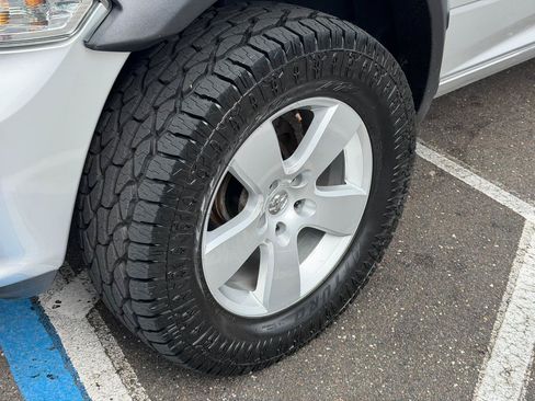 Used 2016 RAM 1500 Express AWD/4WD image 7