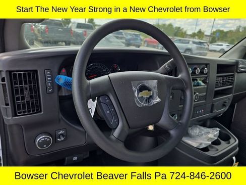 New 2025 Chevrolet Express 2500 Work Van w/ Driver Convenience Package image 7