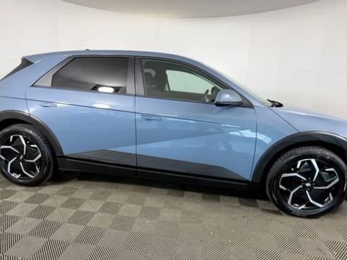 Used 2024 Hyundai Ioniq 5 SEL RWD image 3