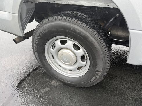 Used 2019 Ford F150 XL w/ Equipment Group 101A Mid image 4