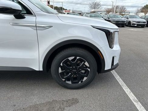 New 2026 Kia Sorento S image 22