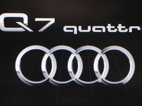 Used 2019 Audi Q7 2.0T Premium w/ Convenience Package AWD/4WD image 16