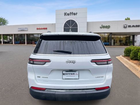 Used 2021 Jeep Grand Cherokee L Limited AWD/4WD image 5