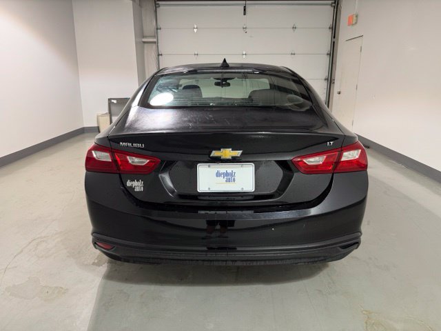 Used 2017 Chevrolet Malibu LT FWD image 6