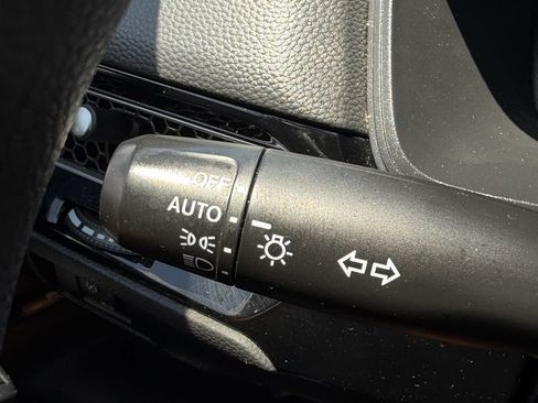 Used 2024 Honda Civic LX image 28