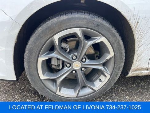 Used 2024 Chevrolet Malibu LT image 5