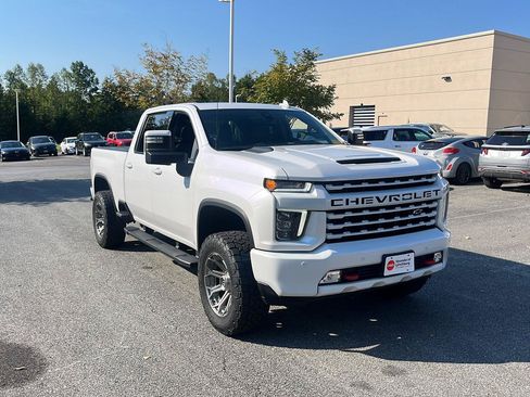 Used 2021 Chevrolet Silverado 2500 LTZ w/ Safety Package AWD/4WD image 7