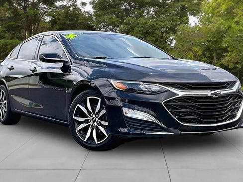 Used 2024 Chevrolet Malibu RS FWD image 11
