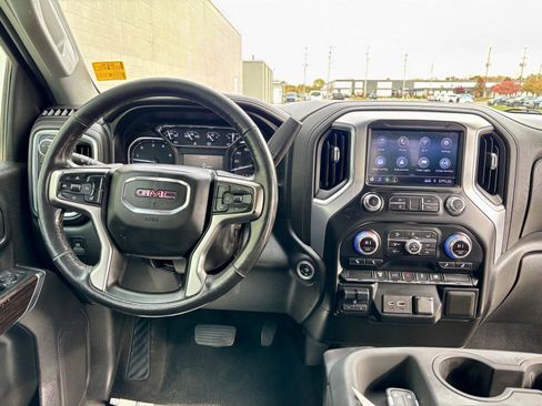 Used 2021 GMC Sierra 2500 SLE w/ SLE Value Package; image 3