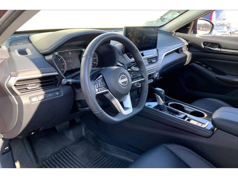 Used 2024 Nissan Altima 2.5 SL image 13