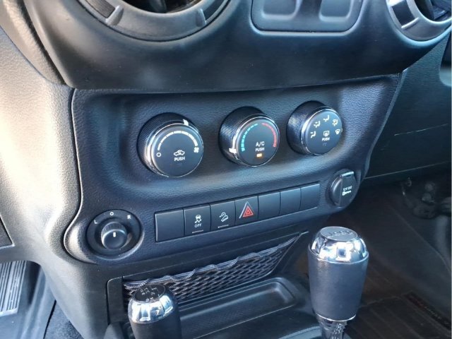Used 2016 Jeep Wrangler Sport w/ Quick Order Package 24S AWD/4WD image 21
