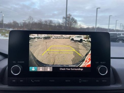 Used 2024 Honda CR-V LX image 19