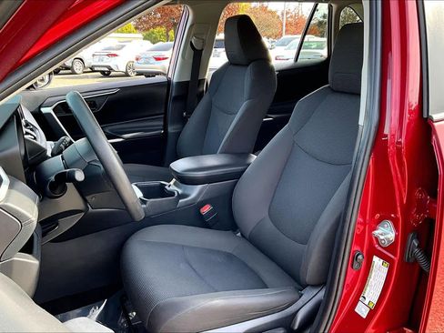 Certified 2024 Toyota RAV4 LE image 7