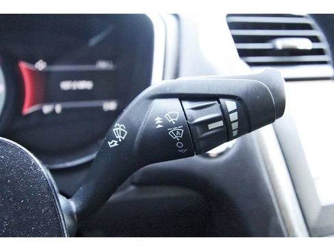 Used 2020 Ford Fusion SE image 17