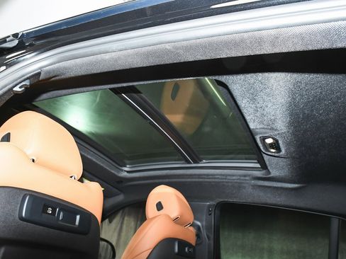 Used 2023 BMW X6 xDrive40i w/ M Sport Package image 55