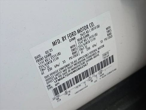 Used 2021 Ford Explorer XLT w/ Equipment Group 202A RWD image 18