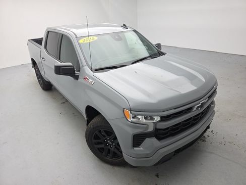 Used 2025 Chevrolet Silverado 1500 RST w/ Z71 Off-Road Package AWD/4WD image 2