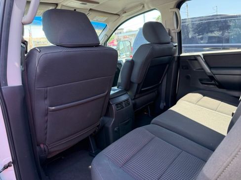Used 2012 Nissan Titan SV w/ SV Premium Utility Pkg RWD image 16
